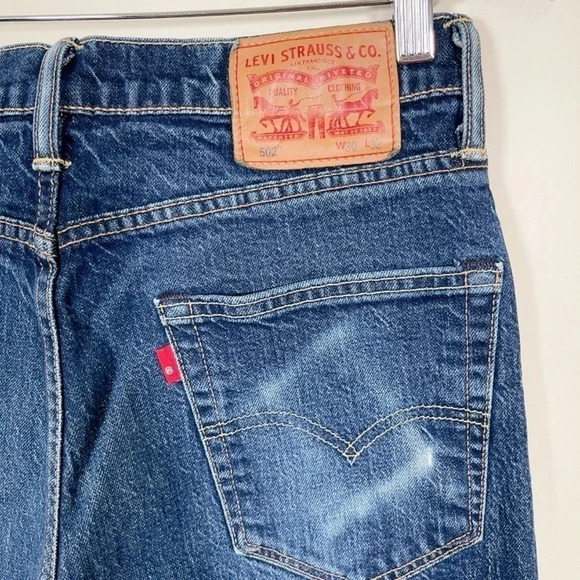 Levi's 502 Regular Taper Jeans - Picture 10 of 15